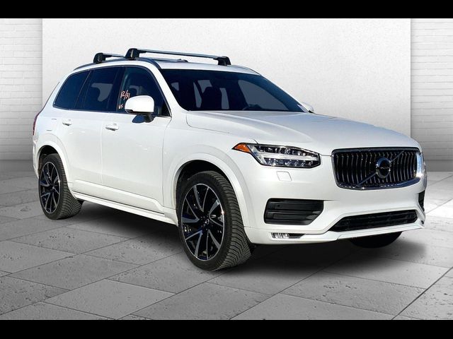 2021 Volvo XC90 Momentum