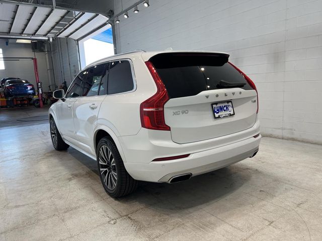 2021 Volvo XC90 Momentum