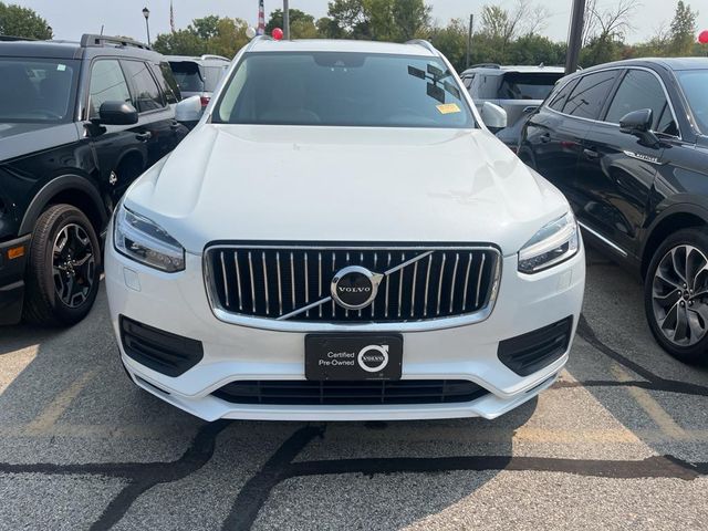 2021 Volvo XC90 Momentum