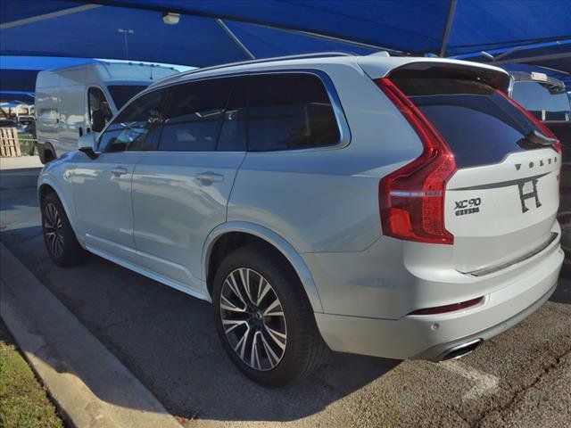 2021 Volvo XC90 Momentum