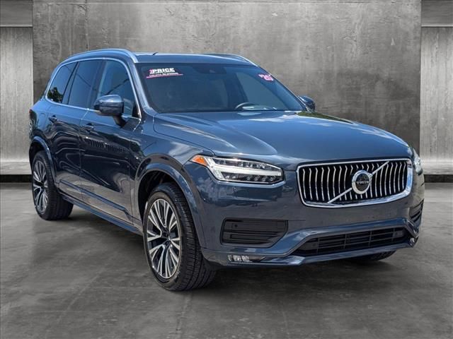 2021 Volvo XC90 Momentum