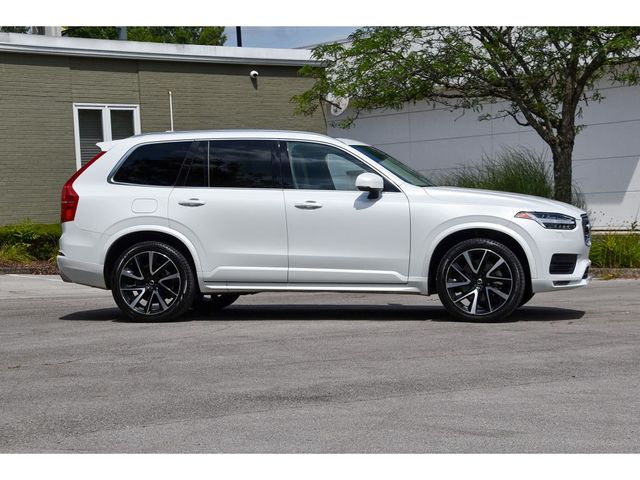 2021 Volvo XC90 Momentum