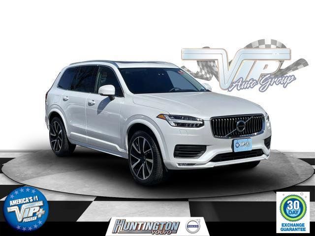 2021 Volvo XC90 Momentum