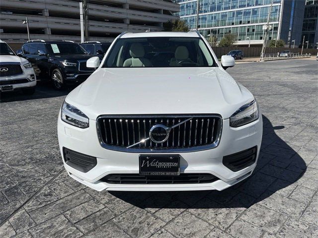 2021 Volvo XC90 Momentum