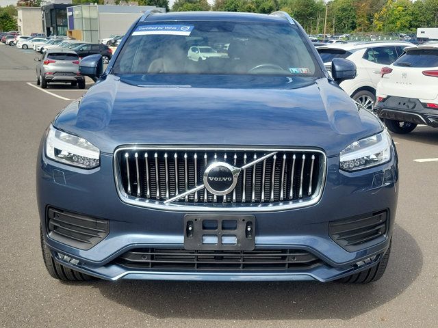 2021 Volvo XC90 Momentum