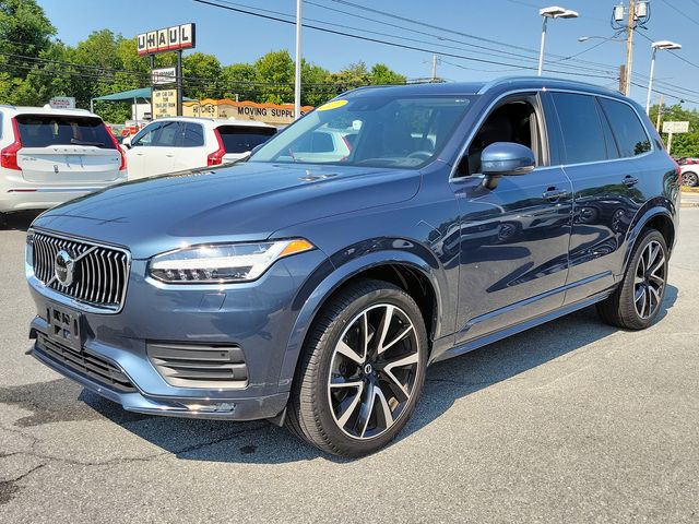 2021 Volvo XC90 Momentum