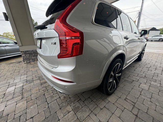 2021 Volvo XC90 Momentum