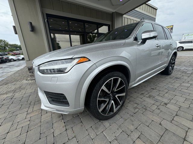 2021 Volvo XC90 Momentum