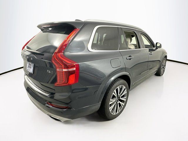 2021 Volvo XC90 Momentum