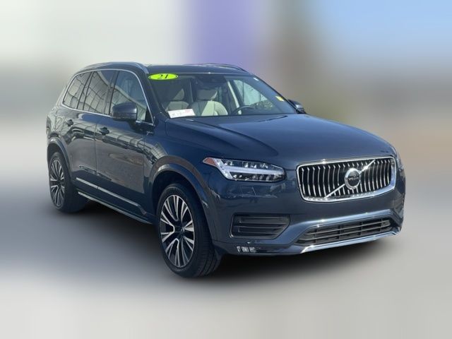 2021 Volvo XC90 Momentum