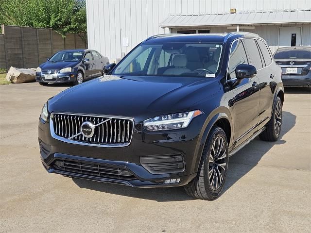 2021 Volvo XC90 Momentum