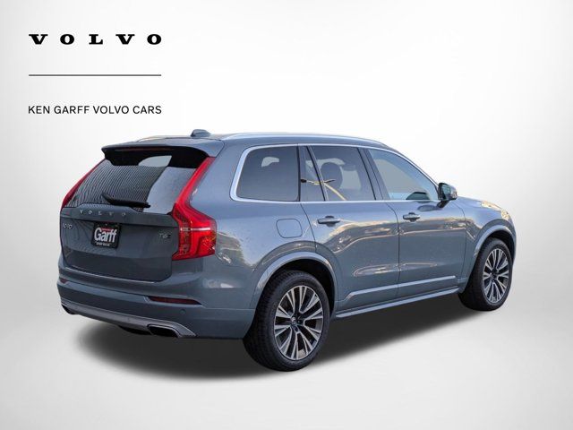 2021 Volvo XC90 Momentum