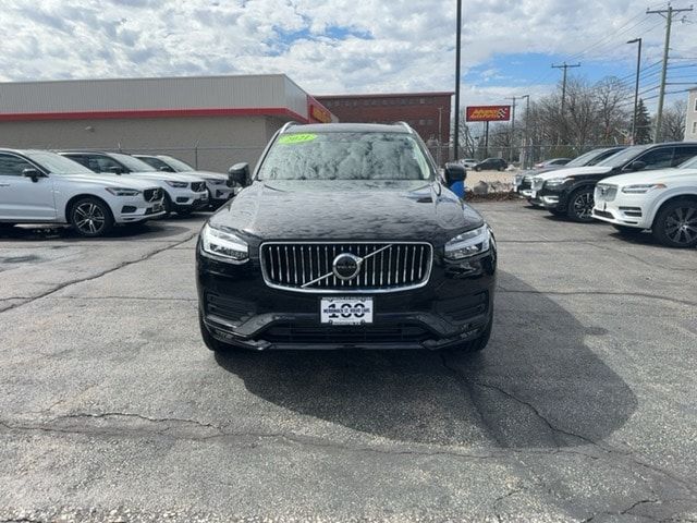 2021 Volvo XC90 Momentum