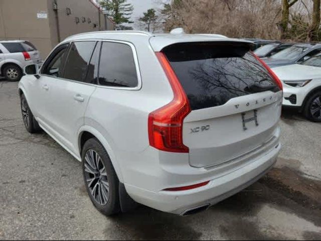 2021 Volvo XC90 Momentum