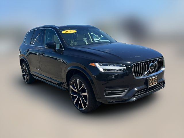 2021 Volvo XC90 Momentum