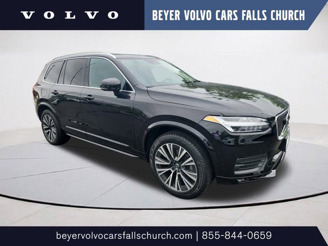 2021 Volvo XC90 Momentum