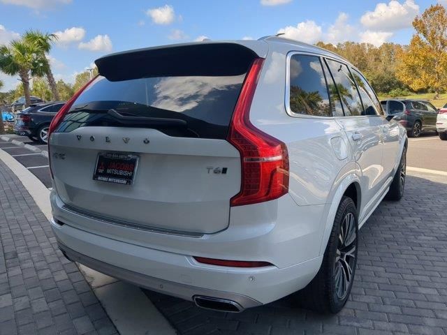 2021 Volvo XC90 Momentum