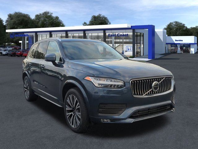 2021 Volvo XC90 Momentum