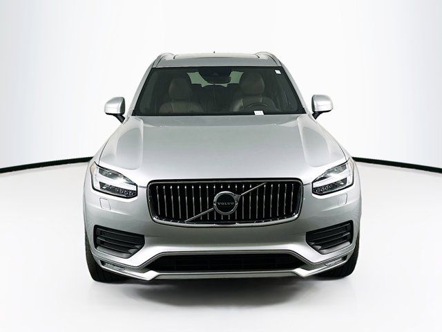 2021 Volvo XC90 Momentum