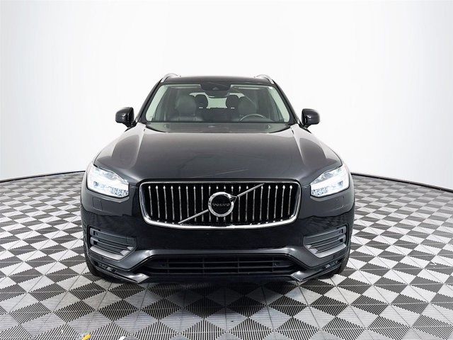 2021 Volvo XC90 Momentum