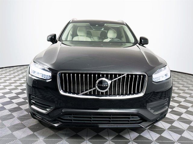 2021 Volvo XC90 Momentum