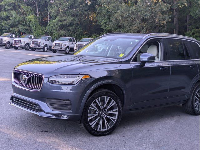 2021 Volvo XC90 Momentum