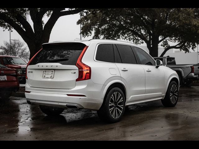 2021 Volvo XC90 Momentum