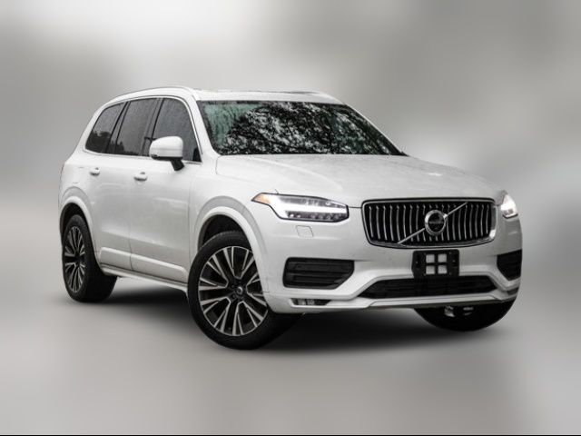 2021 Volvo XC90 Momentum