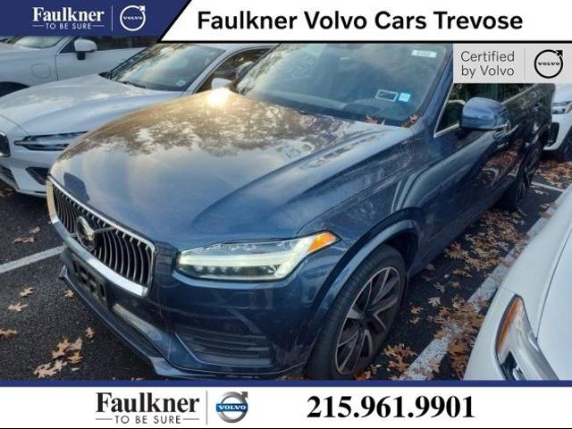 2021 Volvo XC90 Momentum