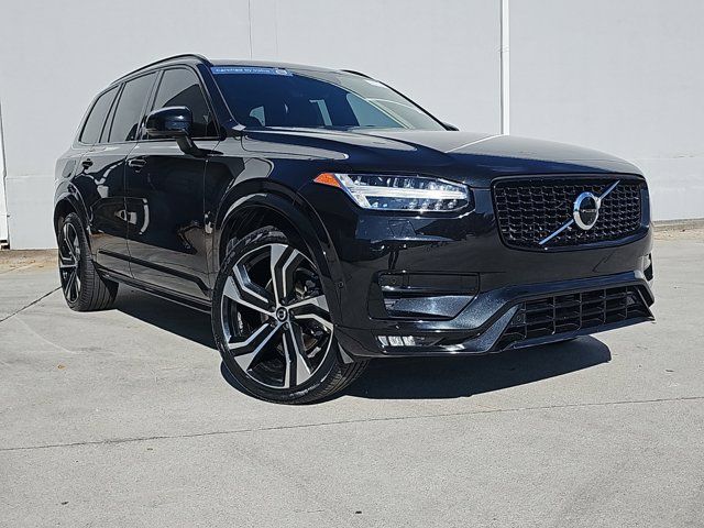 2021 Volvo XC90 R-Design