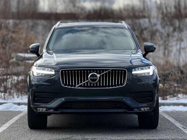 2021 Volvo XC90 Momentum