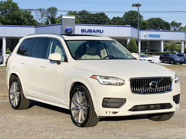 2021 Volvo XC90 Momentum