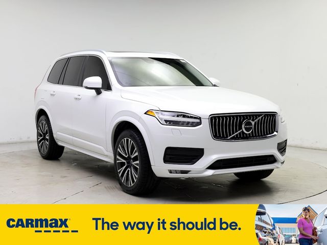 2021 Volvo XC90 Momentum