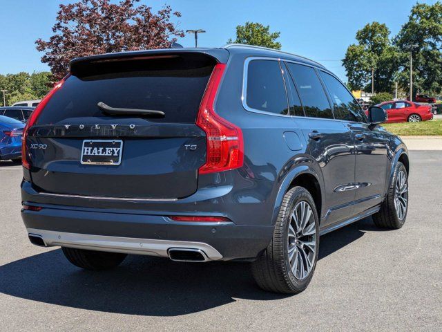 2021 Volvo XC90 Momentum