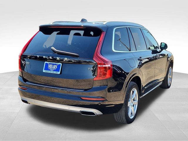 2021 Volvo XC90 Momentum