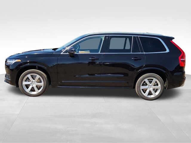 2021 Volvo XC90 Momentum