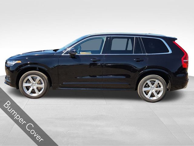 2021 Volvo XC90 Momentum