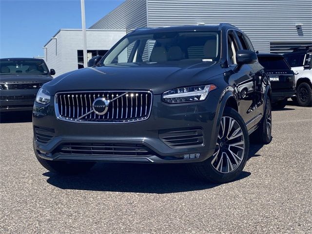 2021 Volvo XC90 Momentum