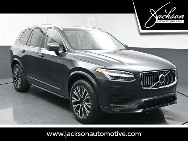 2021 Volvo XC90 Momentum