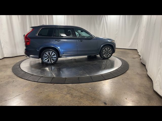 2021 Volvo XC90 Momentum