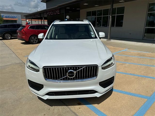 2021 Volvo XC90 Momentum