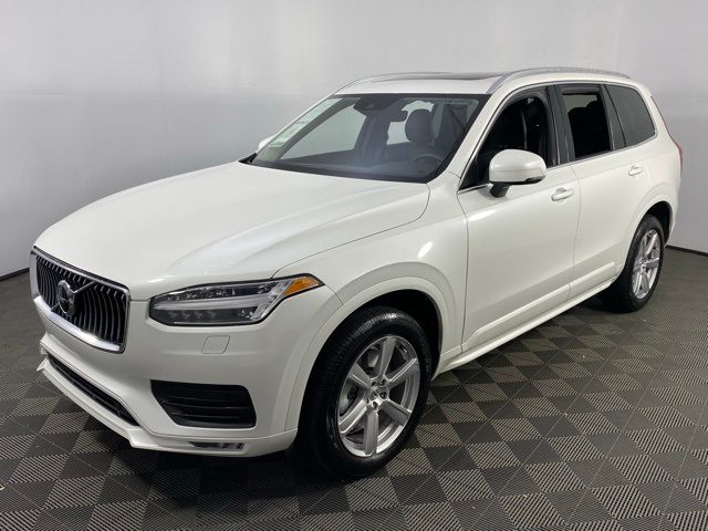 2021 Volvo XC90 Momentum