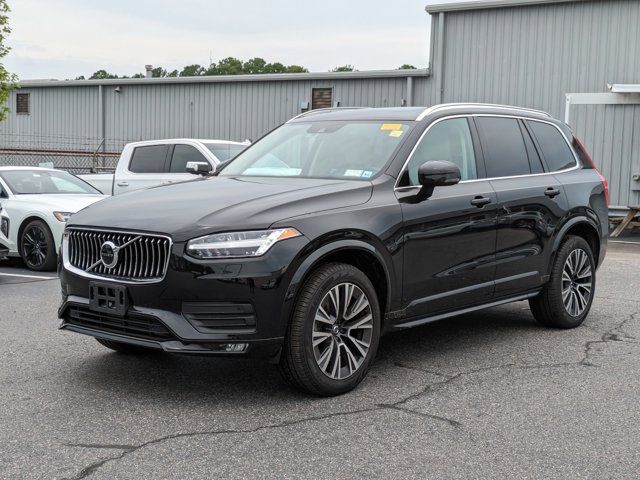 2021 Volvo XC90 Momentum