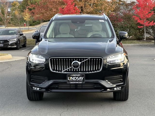 2021 Volvo XC90 Momentum