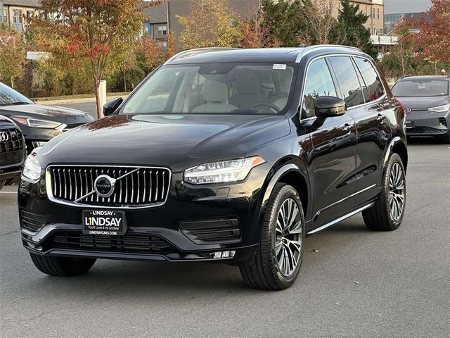 2021 Volvo XC90 Momentum