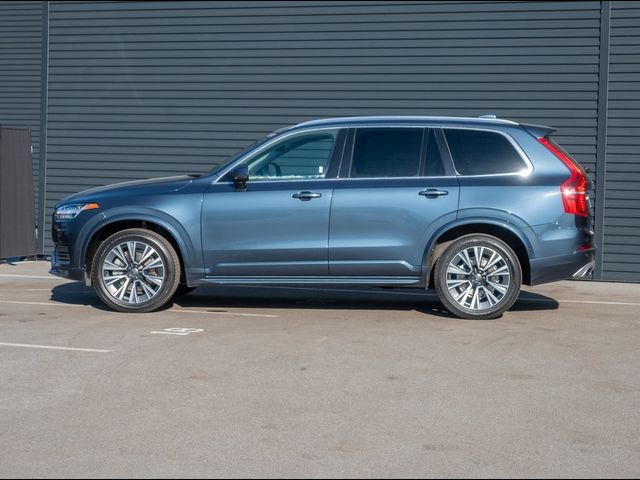 2021 Volvo XC90 Momentum