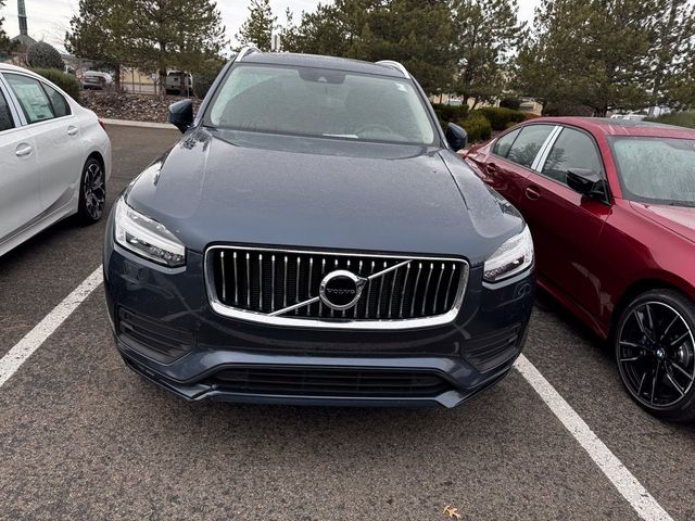 2021 Volvo XC90 Momentum