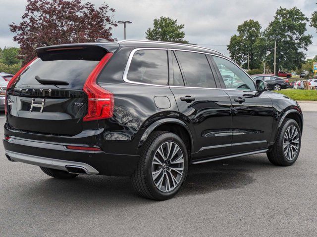 2021 Volvo XC90 Momentum