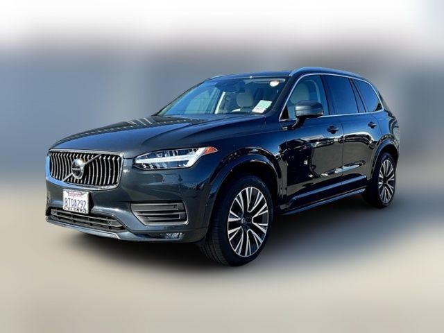 2021 Volvo XC90 Momentum