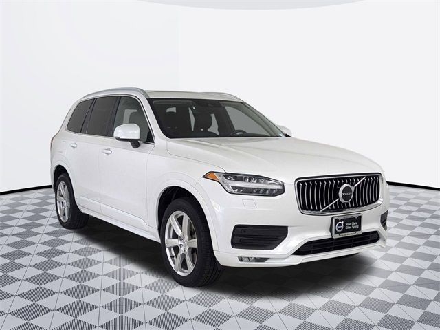 2021 Volvo XC90 Momentum